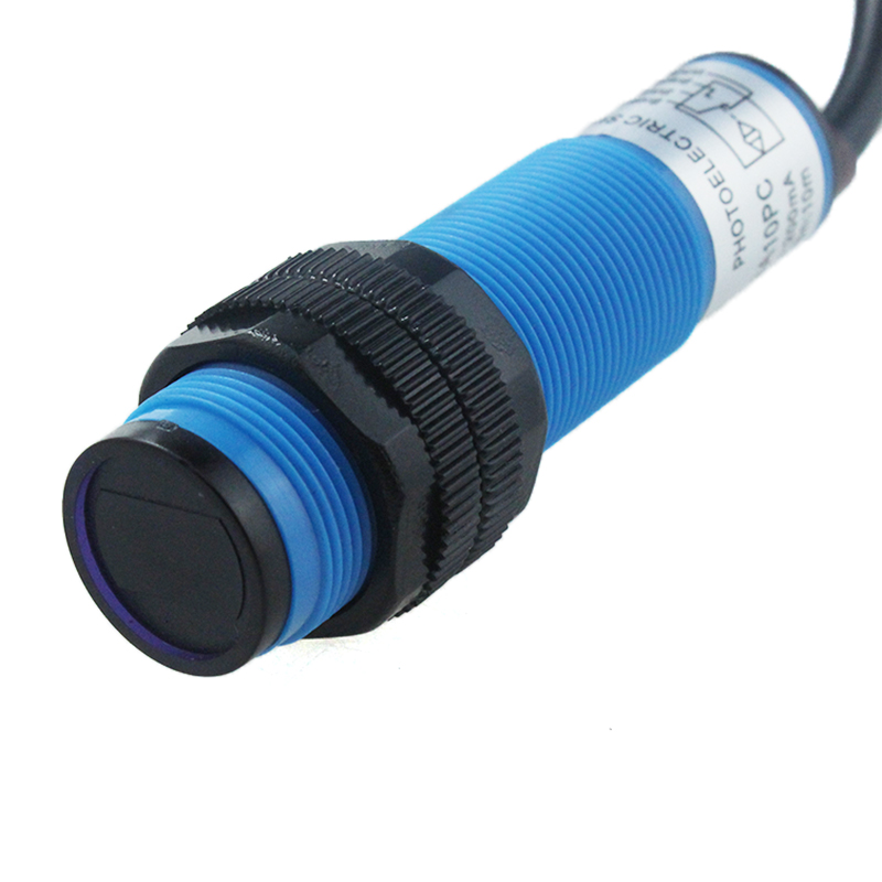 Interruttore sensore elettronico fotoelettrico cilindrico in plastica G18-3A10PC